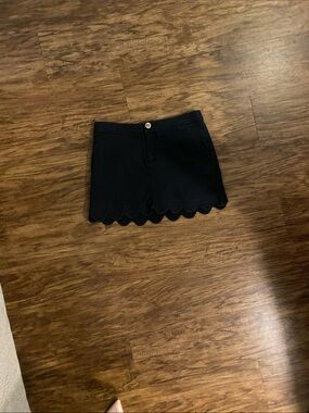 Lilly Pulitzer scalloped skort